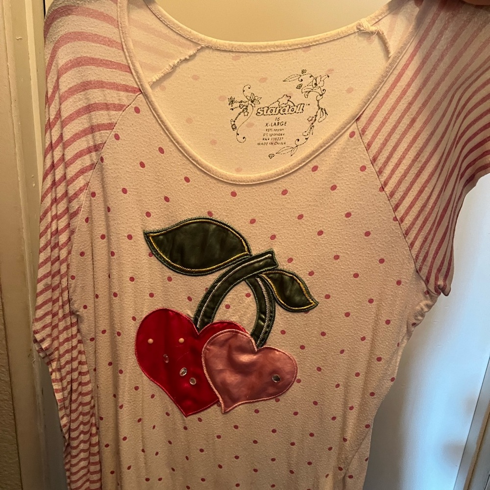 Stardoll Cherry Drop Shoulder Blouse